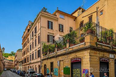 3 LOCALI A ROMA