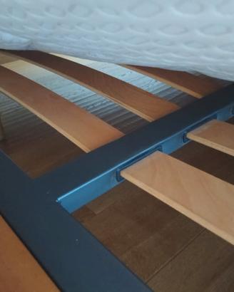 letto matrimoniale con rete materasso testiera