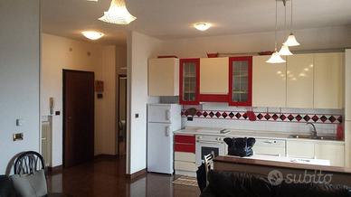 Attività / Licenza di 100 m² con 4 locali a Chiogg