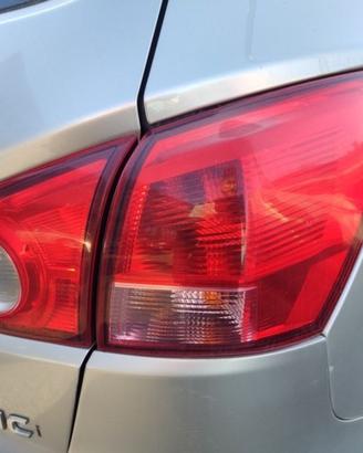 Fanale posteriore destro NISSAN QASHQAI del 2008