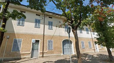 Terreni edificabili e vari immobili adiacenti