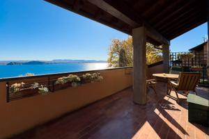 Meravigliosa vista lago, trilocale con terrazzo