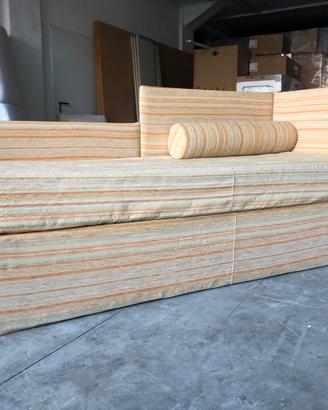 Divano letto matrimoniale