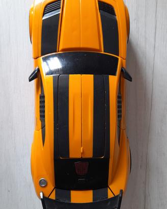 transformer auto hasbro chevrolet bumble bee