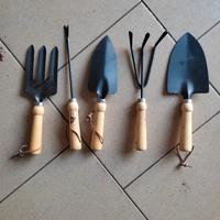 Attrezzi da giardino 