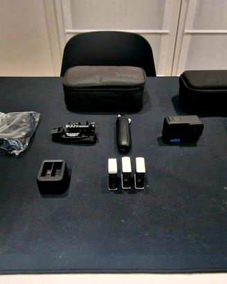 GOPRO HERO 11 BLACK+KIT BICI+TRIPLA BATT. ENDURO