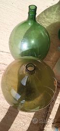 N.2 damigiane in vetro verde da arredamento