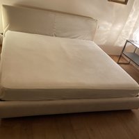 Letto matrimoniale 200x200 Val di Chienti