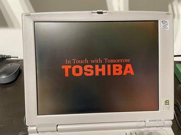 Toshiba Satellite 4000CDS Pentium 2 con MS-DOS