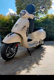 Vespa GTS 300 Super