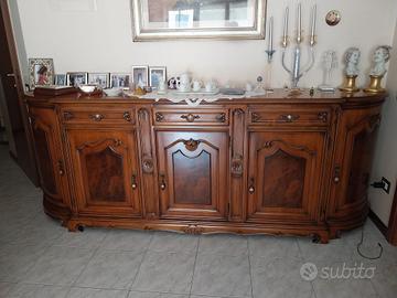 Mobile basso arredamento d'epoca 