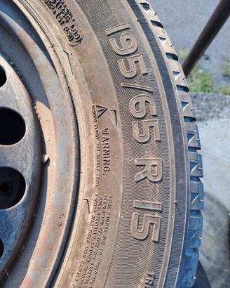 Gomme 195/65-15
