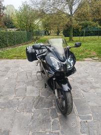 Honda VFR 800 v-tech