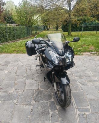 Honda VFR 800 v-tech