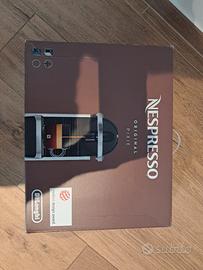 Macchina Caffè Nespresso / DeLonghi