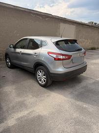 Qashqai 2018 Visia  1.5cc 110cv 140mila km