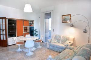 Ampio appartamento arredato (Max 12 mesi)