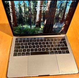 MacBook Pro 13 2019