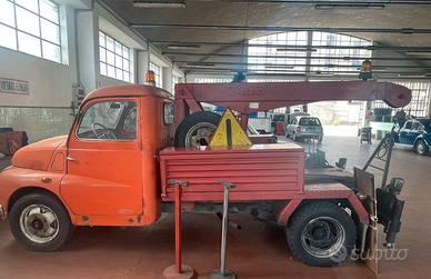 Carroattrezzi 615 N1