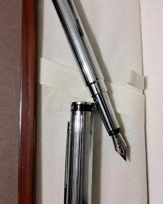 Penna stilografica Pierre Cardin
