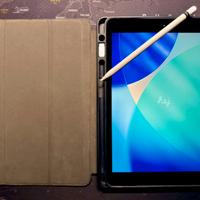Apple iPad  + Apple Pencil + cover