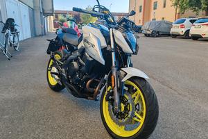 cfmoto 650NK 