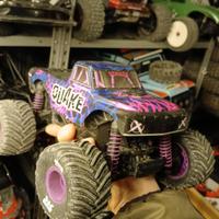 arrma quake grom 4x4