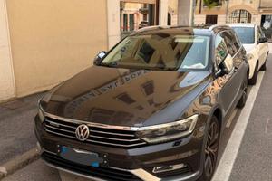 VW Passat Alltrack 2.0TDI 4x4 automatica