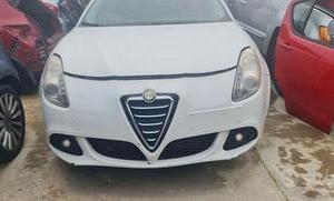 Alfa romeo giulietta paraurti anteriore portiera a