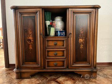 Mobile in legno