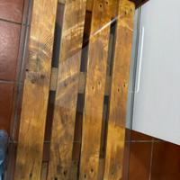 Tavolino in vetro da fumo