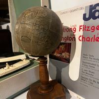 Mappamondo antico A.Minelli anni 20