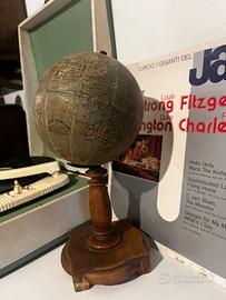 Mappamondo antico A.Minelli anni 20