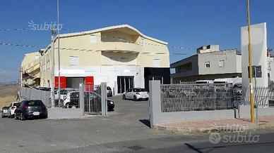 Locasi,vend.si Magazzini,uffici,locale commerciale