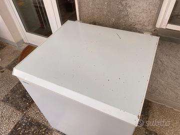 Freezer a pozzetto