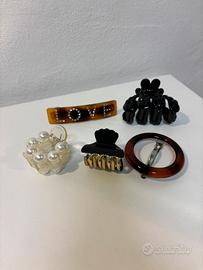 Braccialetti e pinze per capelli