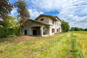 VILLA SINGOLA A TRAVERSETOLO