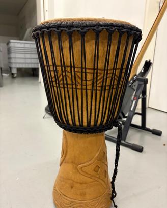 Djembé/tamburo africano artigianale in legno