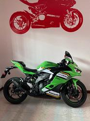 Kawasaki Ninja ZX-4RR, del 2025, km 1400