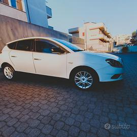 lancia delta 1600 120