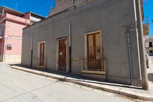 Casa indipendente da ristrutturare