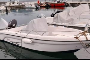 open ranieri 5 metri e 10 con fuoribordo 40/60 4 t