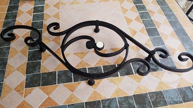 Poggiateglie Etnico in Ferro battuto