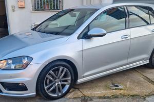 Volkswagen Golf 1.6 TDI 110 CV 5p. Sport R-LINE