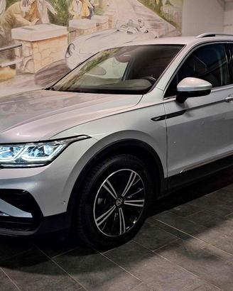 VOLKSWAGEN Tiguan 2.0 TDI DSG - VIRTUAL COCKPIT -