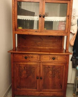 credenza romagnola 