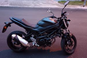 Moto Suzuki SV 650