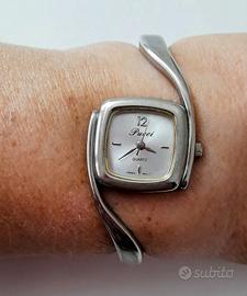 orologio donna al quarzo inserito in bracciale