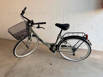 Bici da 26 con cestino