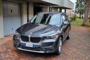 BMW X1 S Drive 18d

Dic 2021
